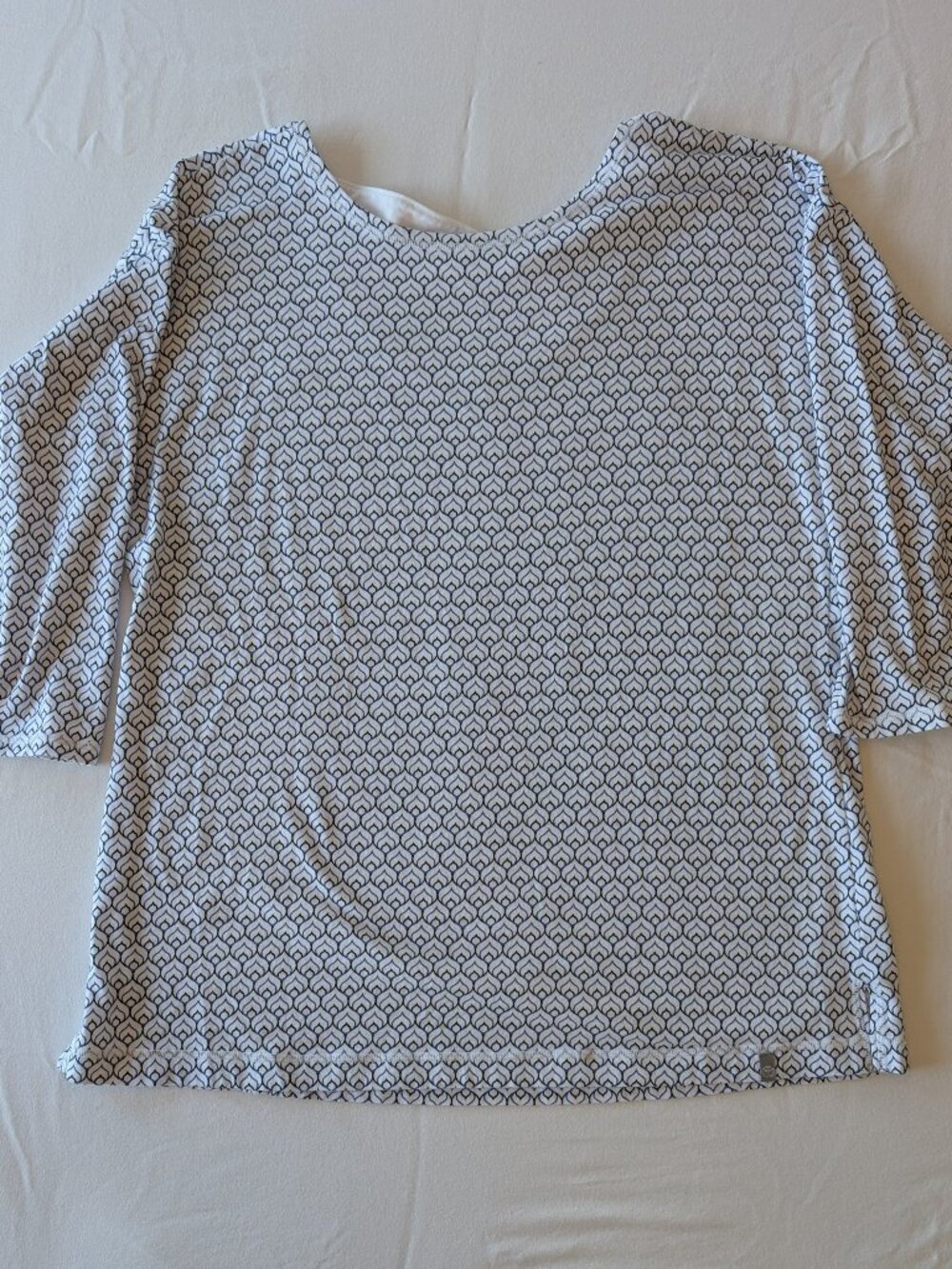 T by Talbots Geometric 3/4 sleeve  Large
